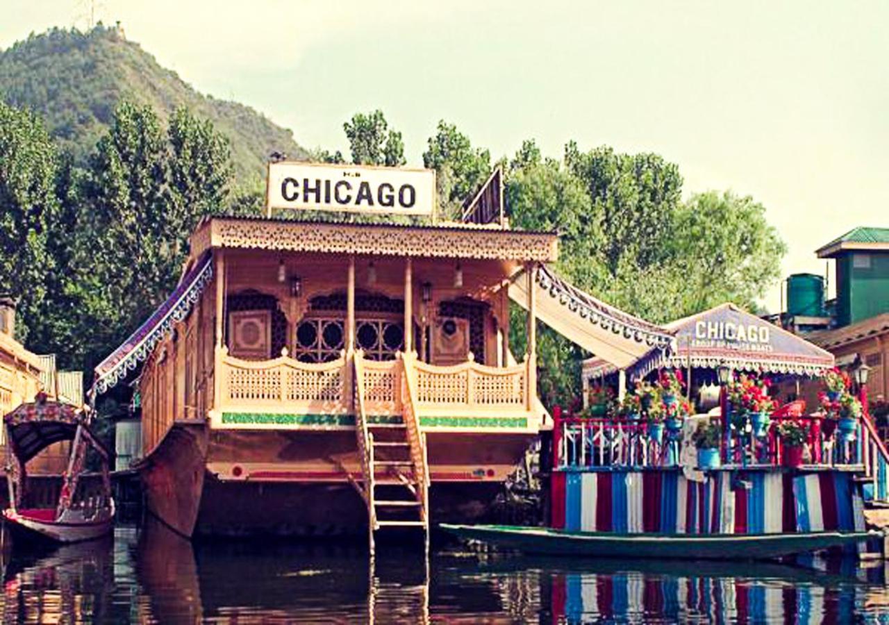 Chicago Group Of Houseboats Hotel ศรีนาการ์ ภายนอก รูปภาพ